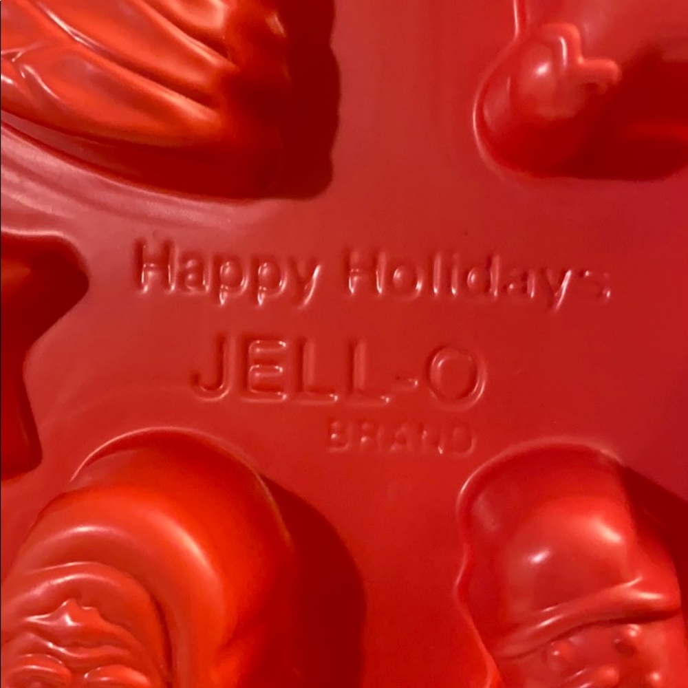JELL-O Brand Red Christmas Mold with Santa, Tree & Star for Jello or Play Dough - Picture 3 of 8